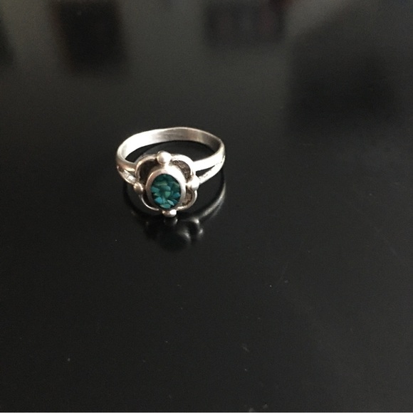 2 Rings - Picture 12 of 13